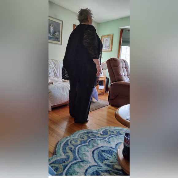 Catherines 3 piece special occasion suit - Picture 6 of 7